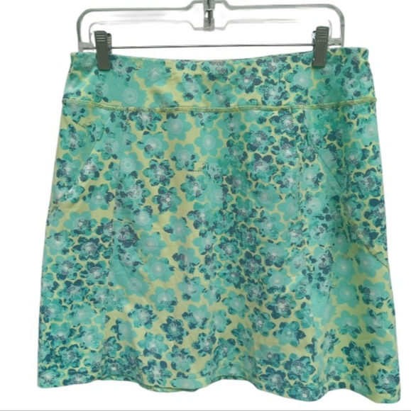 Title Nine Floral Green Athletic Skirt Neon Size Medium Tennis Pickleball Golf - Picture 1 of 9